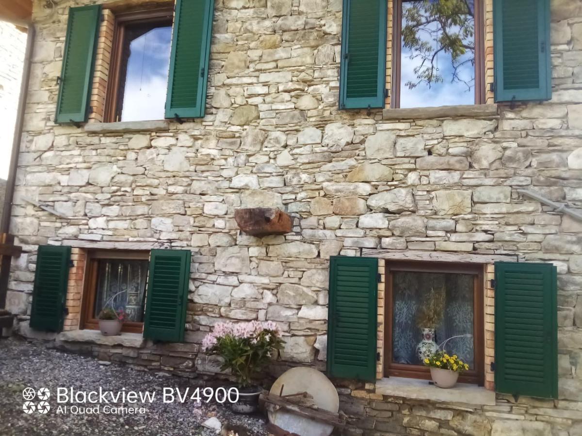 Segarati Relax La Romantica Holiday home Rocca di Varsi